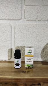 TINH DẦU TRẦM HƯƠNG